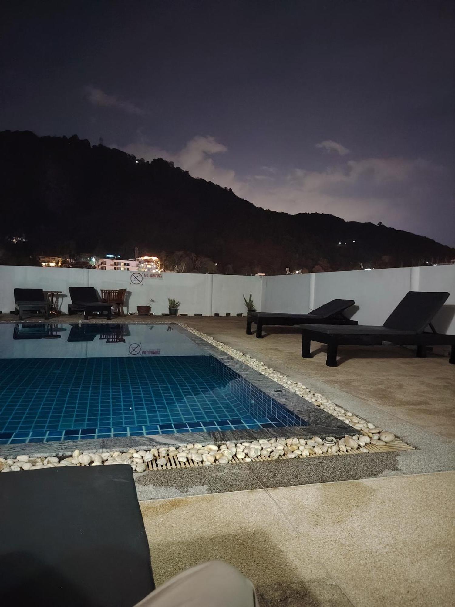 Aram Hotel Pantai Kata Luaran gambar
