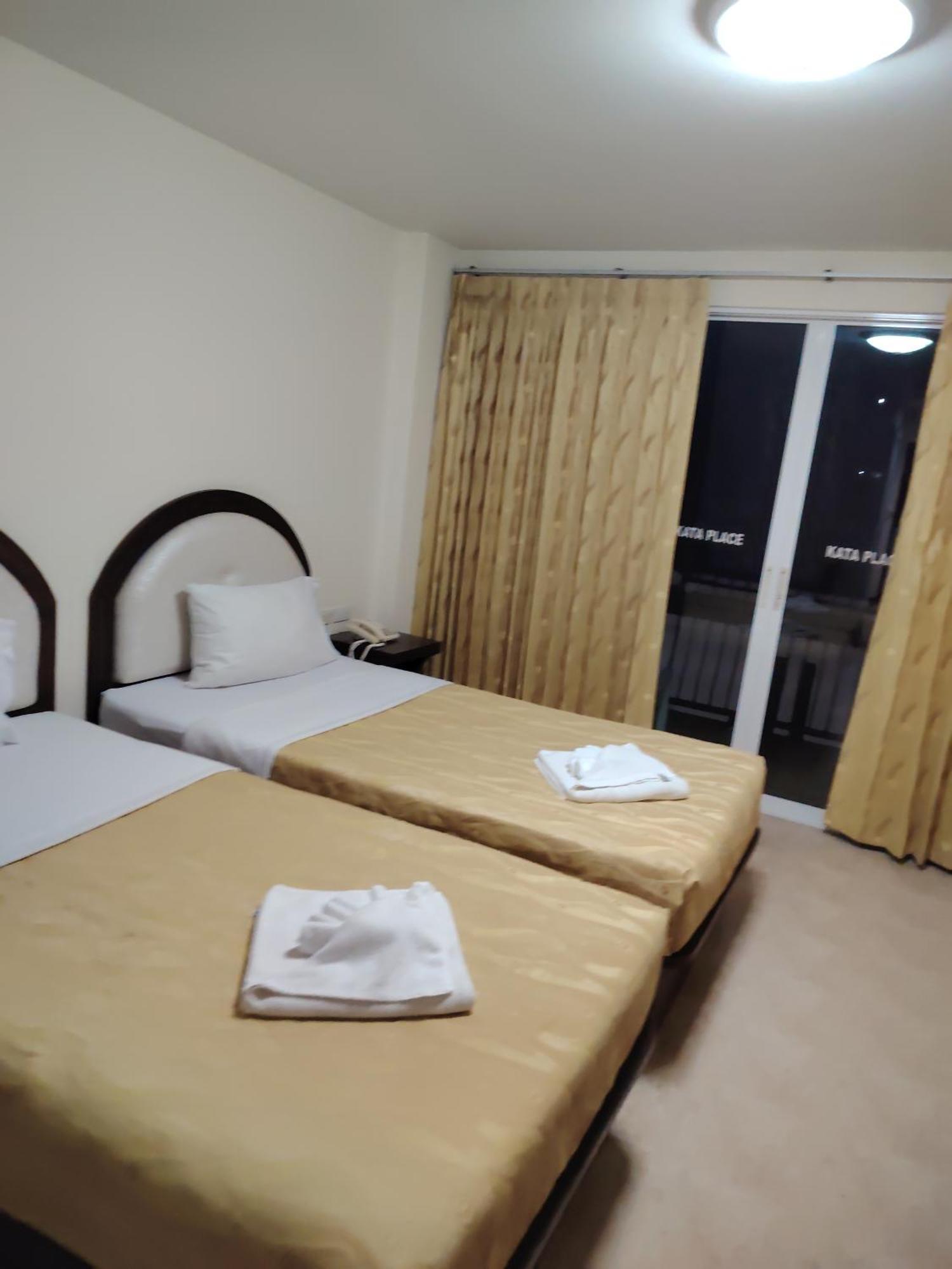 Aram Hotel Pantai Kata Luaran gambar