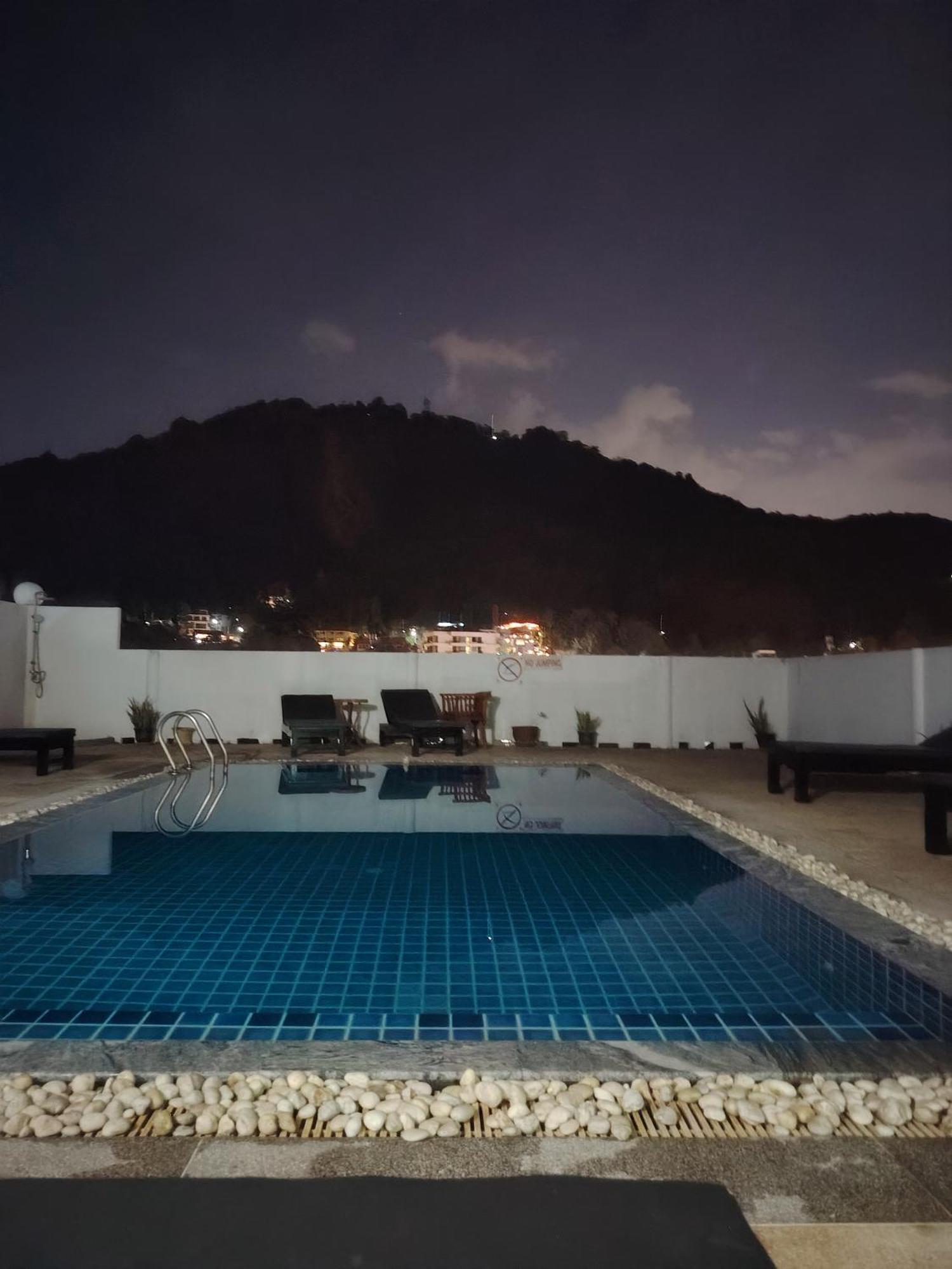 Aram Hotel Pantai Kata Luaran gambar