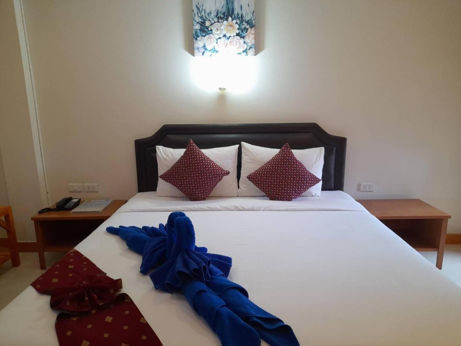 Aram Hotel Pantai Kata Luaran gambar
