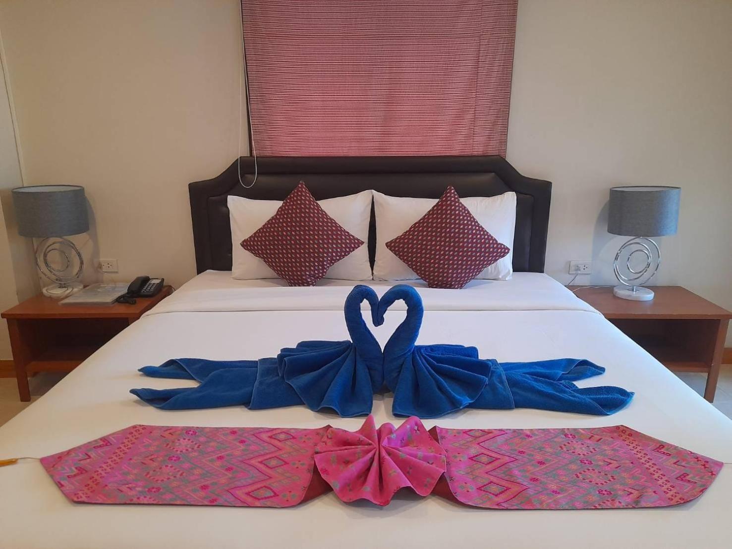Aram Hotel Pantai Kata Luaran gambar