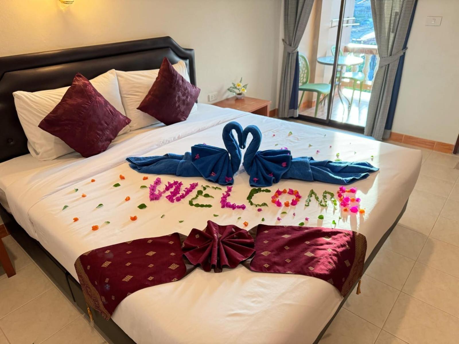 Aram Hotel Pantai Kata Luaran gambar